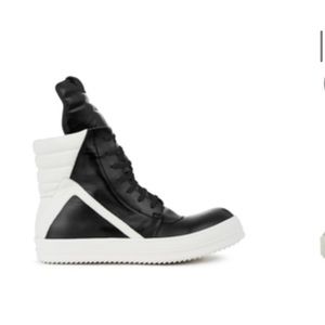 Meet your Posher, Gavin